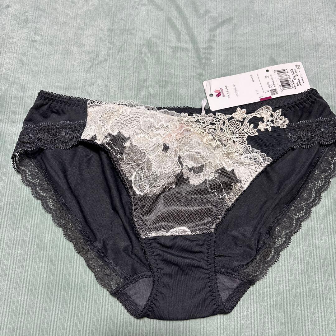 ★新品・未使用★ワコールパルファージュ　ブラジャーC75ショーツL