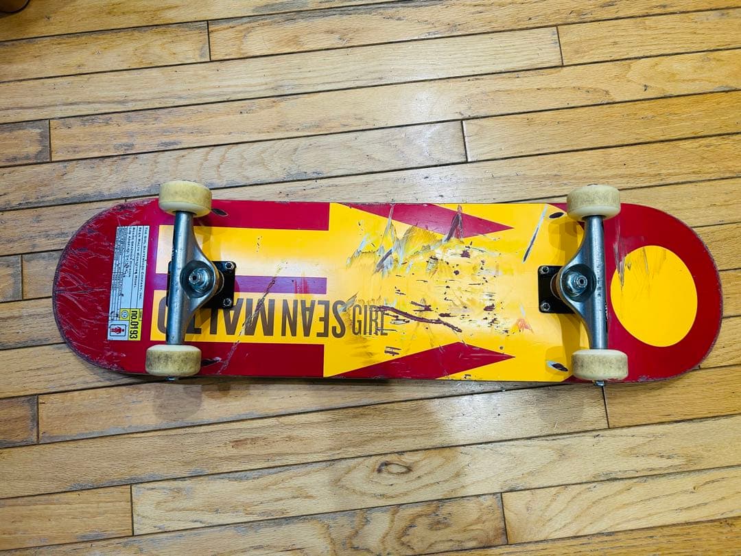 Girl ガール　スケートボード コンプリート　インディペンデントスケボー完成品