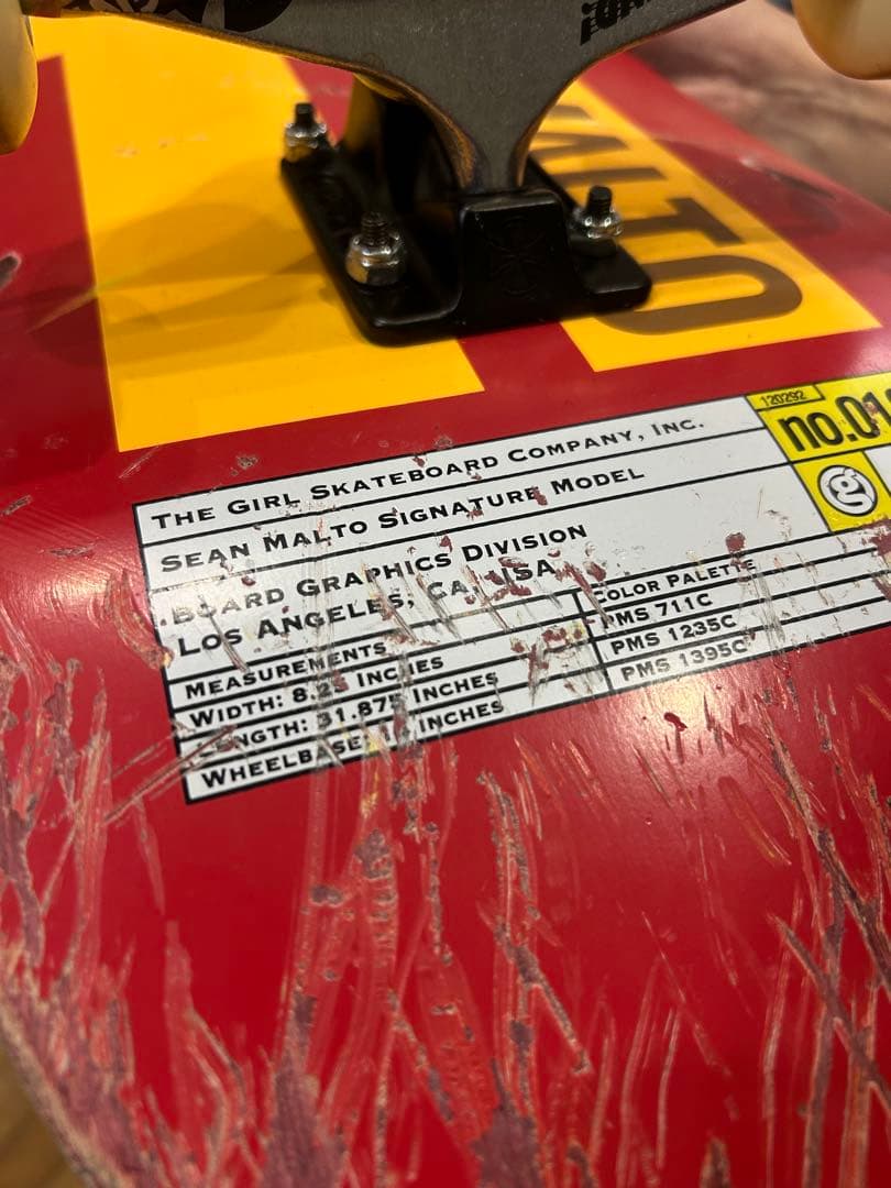 Girl ガール　スケートボード コンプリート　インディペンデントスケボー完成品