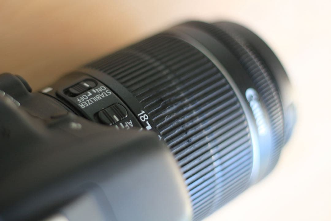 Canon EOS kiss x7 レンズキット　EF-S18-55mm