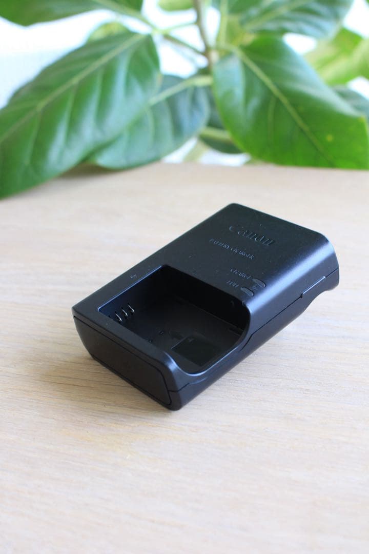 Canon EOS kiss x7 レンズキット　EF-S18-55mm