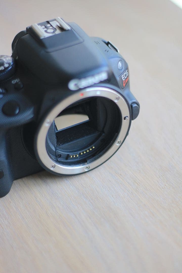 Canon EOS kiss x7 レンズキット　EF-S18-55mm