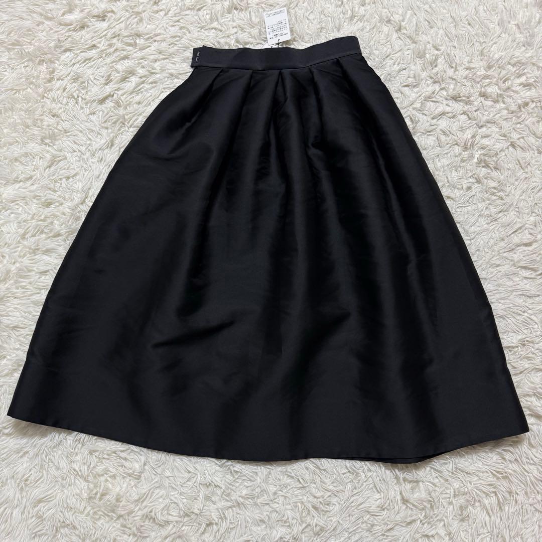 新品タグ付きSHE TOKYOANNAシートーキョーフレアスカートサテン38M