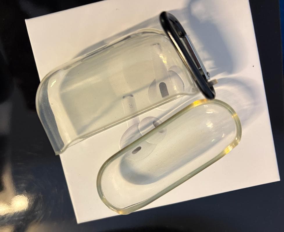 【美品】AirPods Pro 2（第2世代）USB‑Cモデル ＋ ケース付き