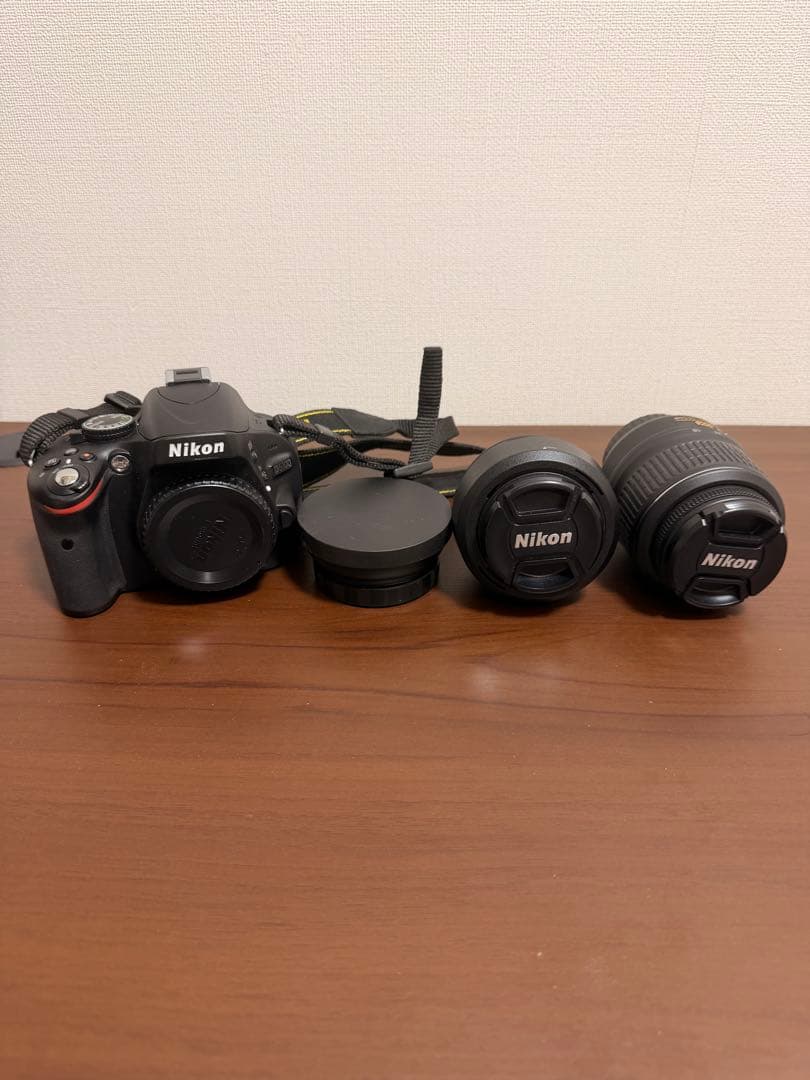 Nikon デジタル一眼レフカメラ 2本レンズ付き