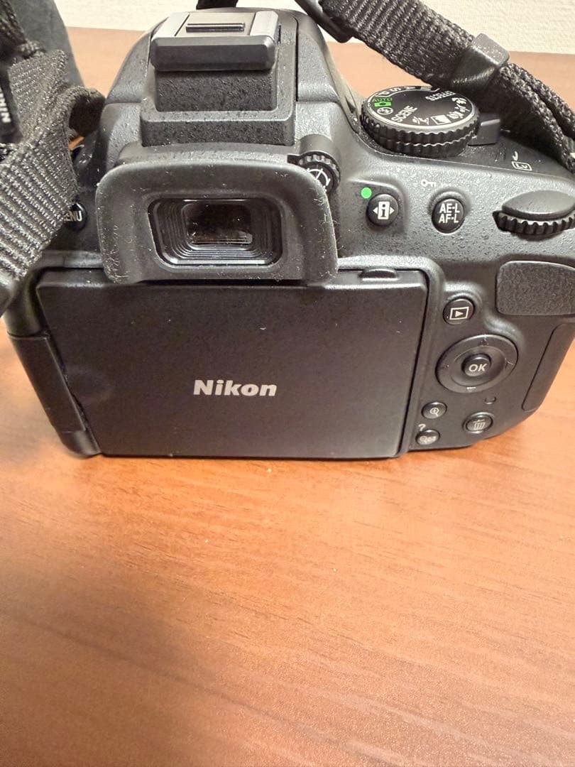 Nikon デジタル一眼レフカメラ 2本レンズ付き