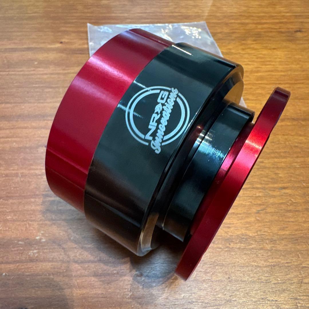 NRG Innovations クイックリリース　ステアリングボス　正規品