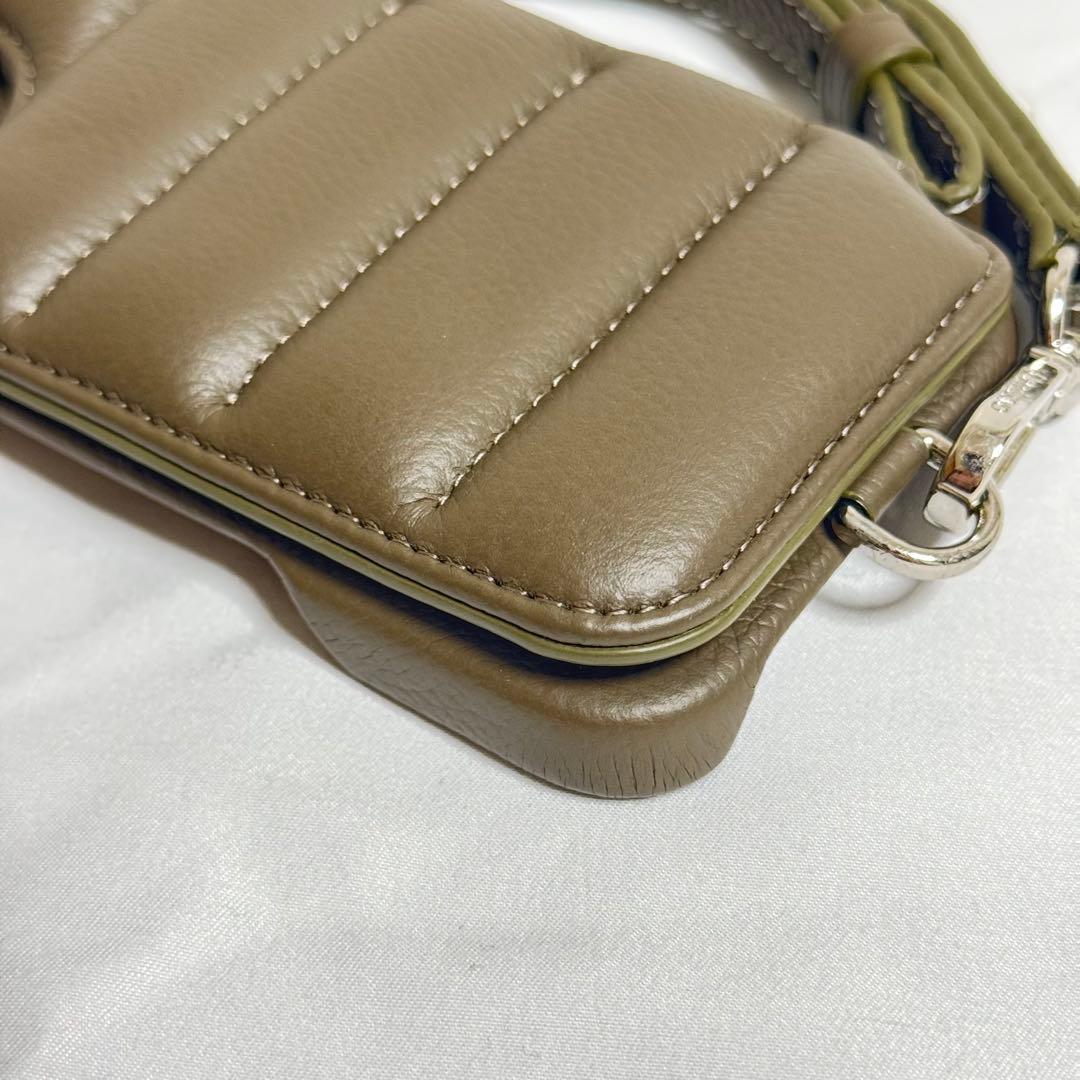 美品✨　DEMIU BALLOON iPhone 16 グレージュ　 未使用