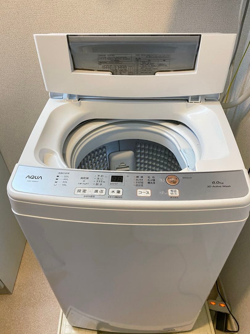【送料込み】AQUA 全自動洗濯機縦型6kg AQW-S6M 2022年