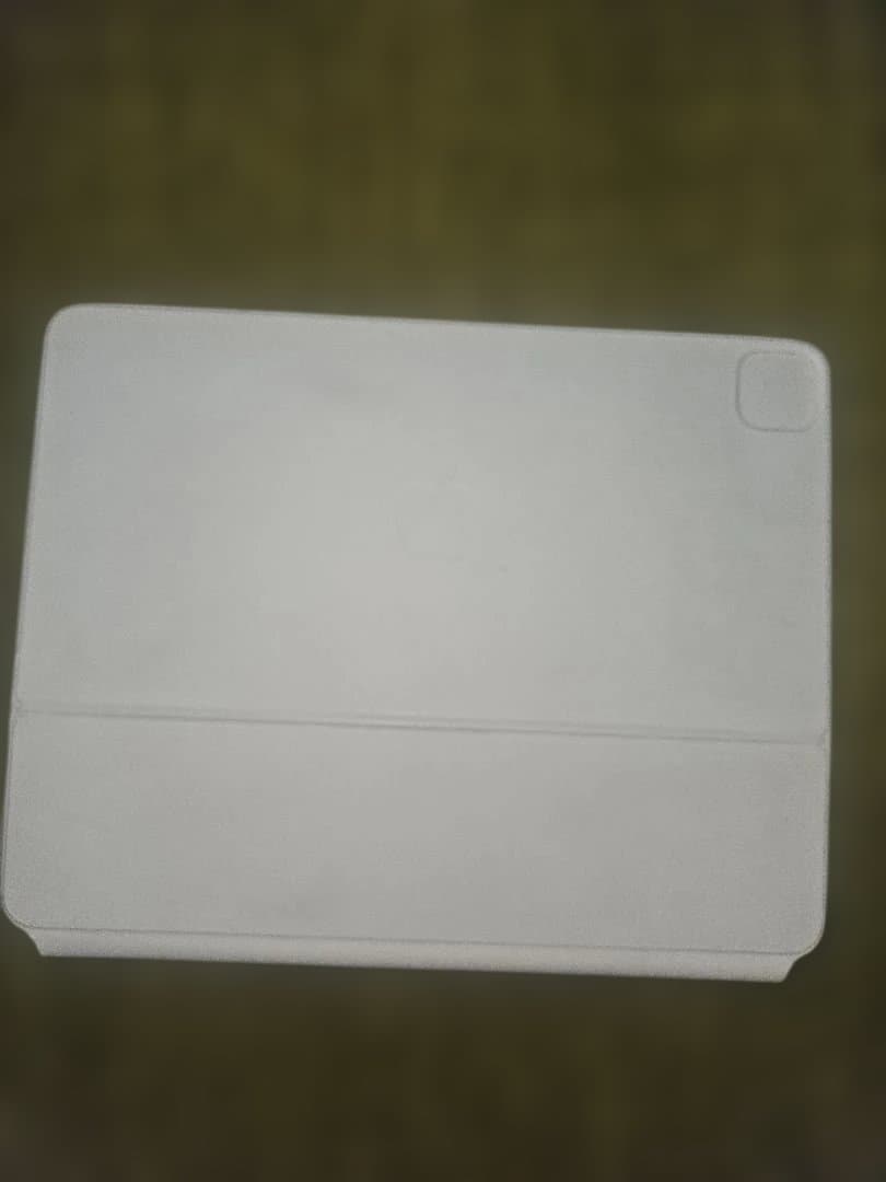 iPad Pro 12.9 (2021) 用 Magic Keyboard