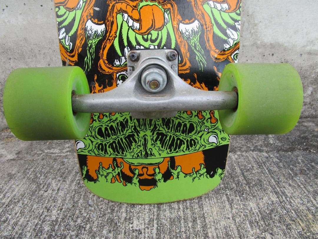 GRAVITY グラヴィティー　スケートボード　スラスター3　サーフイン陸トレ