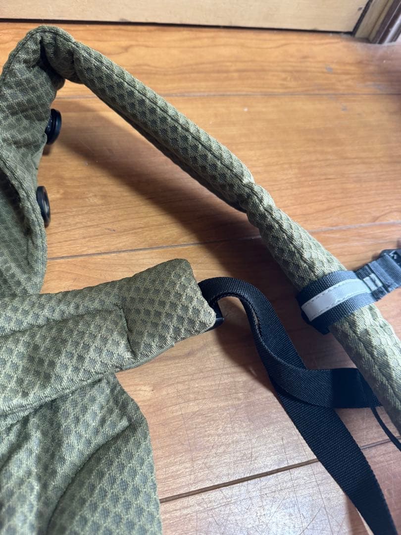 エルゴベビー　 抱っこ紐　オムニブリーズ　カーキ