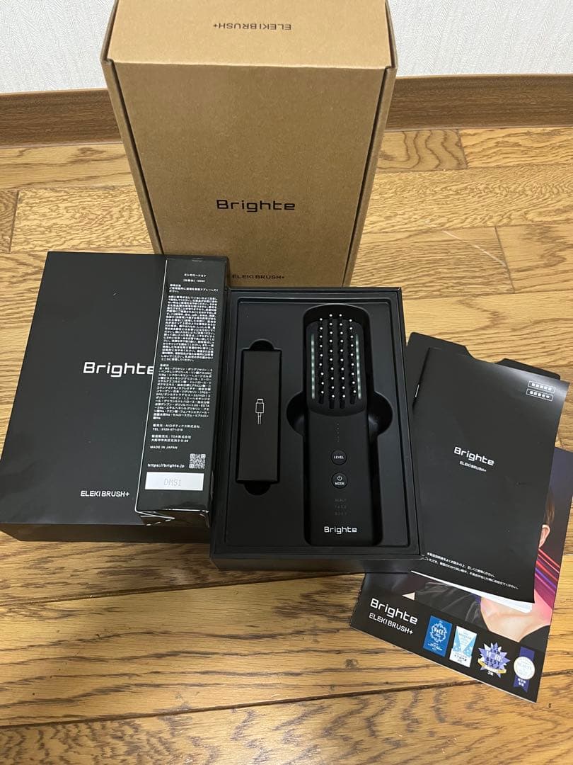 ELEKI BRUSH美顔器