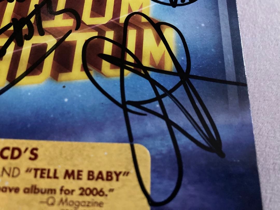 レア　レッチリ 直筆　サイン　CD red hot chili peppers