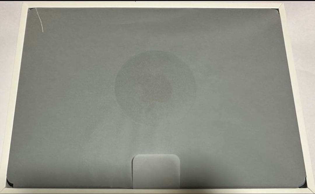 Apple M2チップ搭載13インチMacBook Air