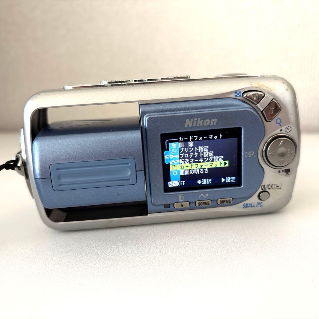 NIKON COOLPIX 2500 デジタルカメラ クールピクス2500