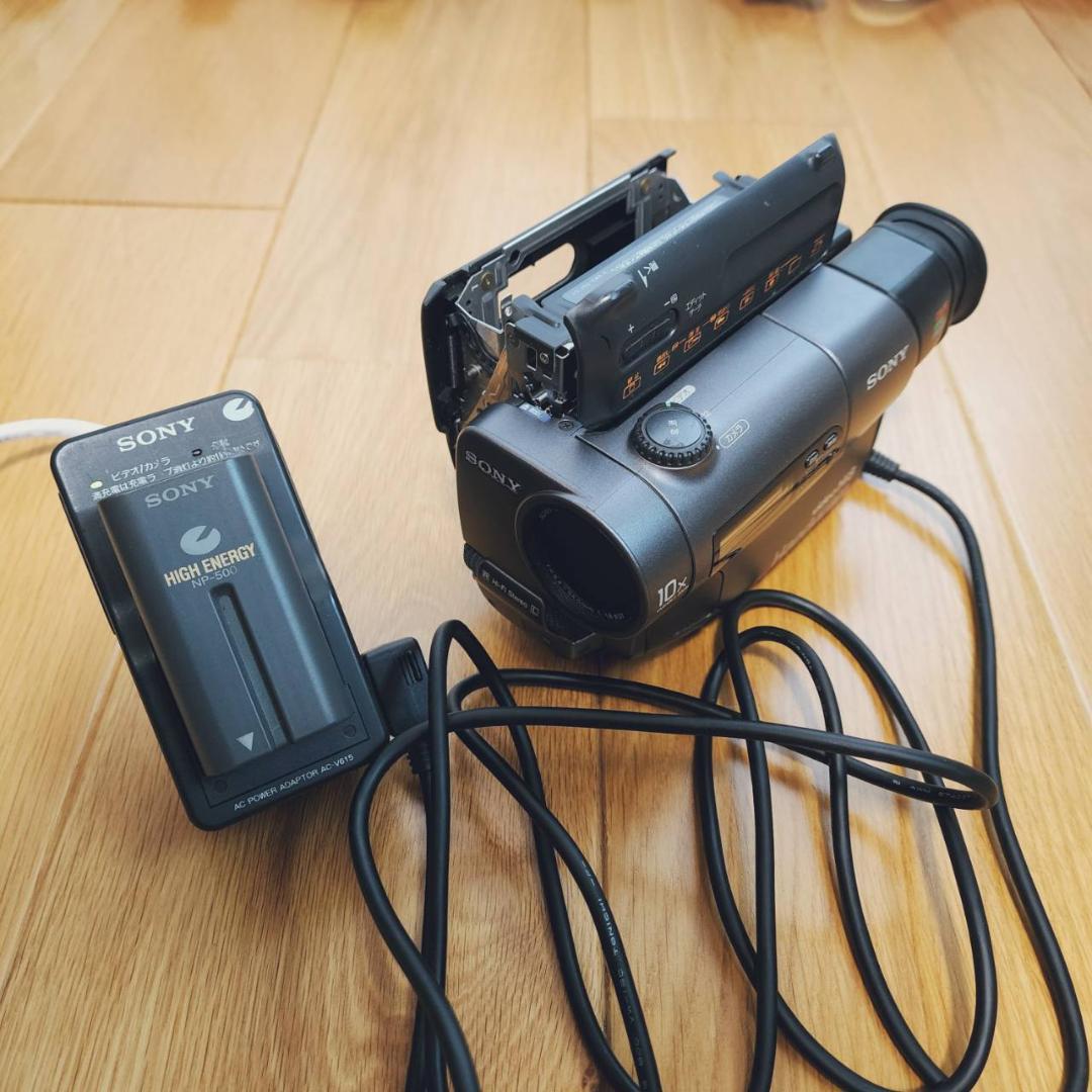 【動作確認済】SONY 高画質 8ミリ Hi8 ビデオカメラ CCD-TR3