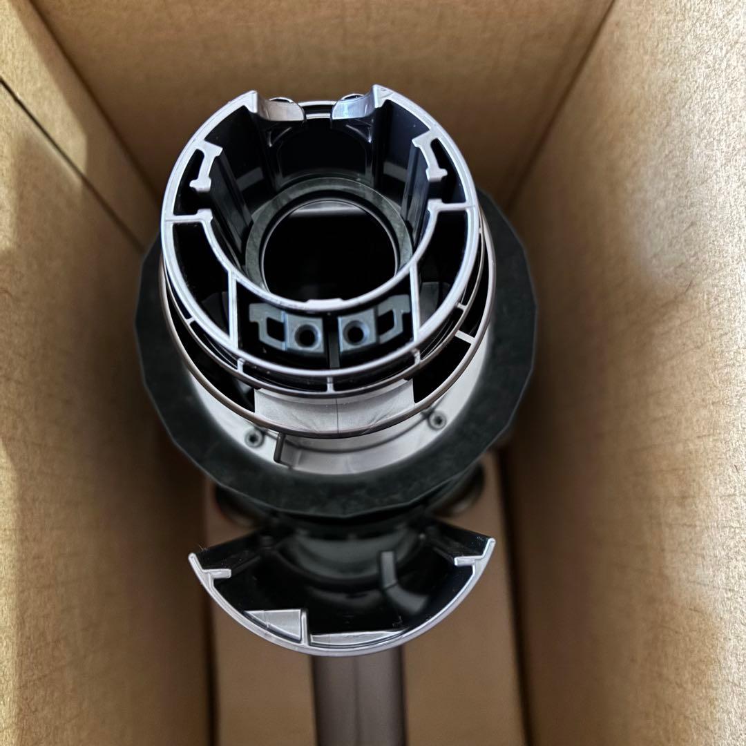 ダイソン dyson V10 SV12本体純正 新品未使用品　(極美品)