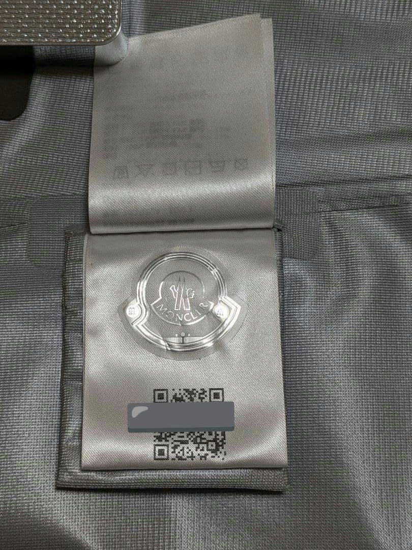 モンクレール　グルノーブル　マウンテンパーカー