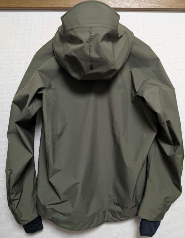 モンクレール　グルノーブル　マウンテンパーカー