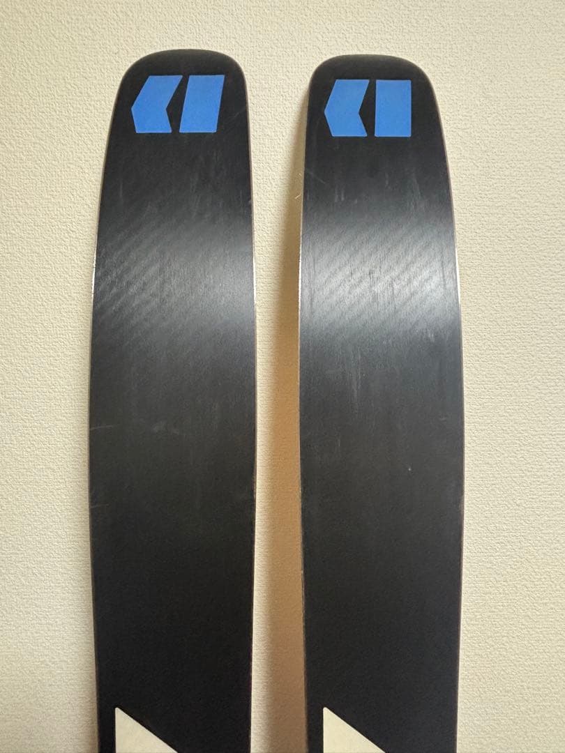 ARMADA JJ スキー板 マルチカラー