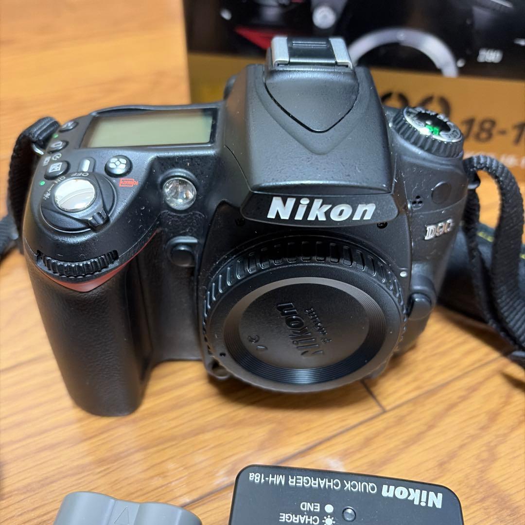 Nikon D90 本体　レンズ　ジャンク　18-105mm