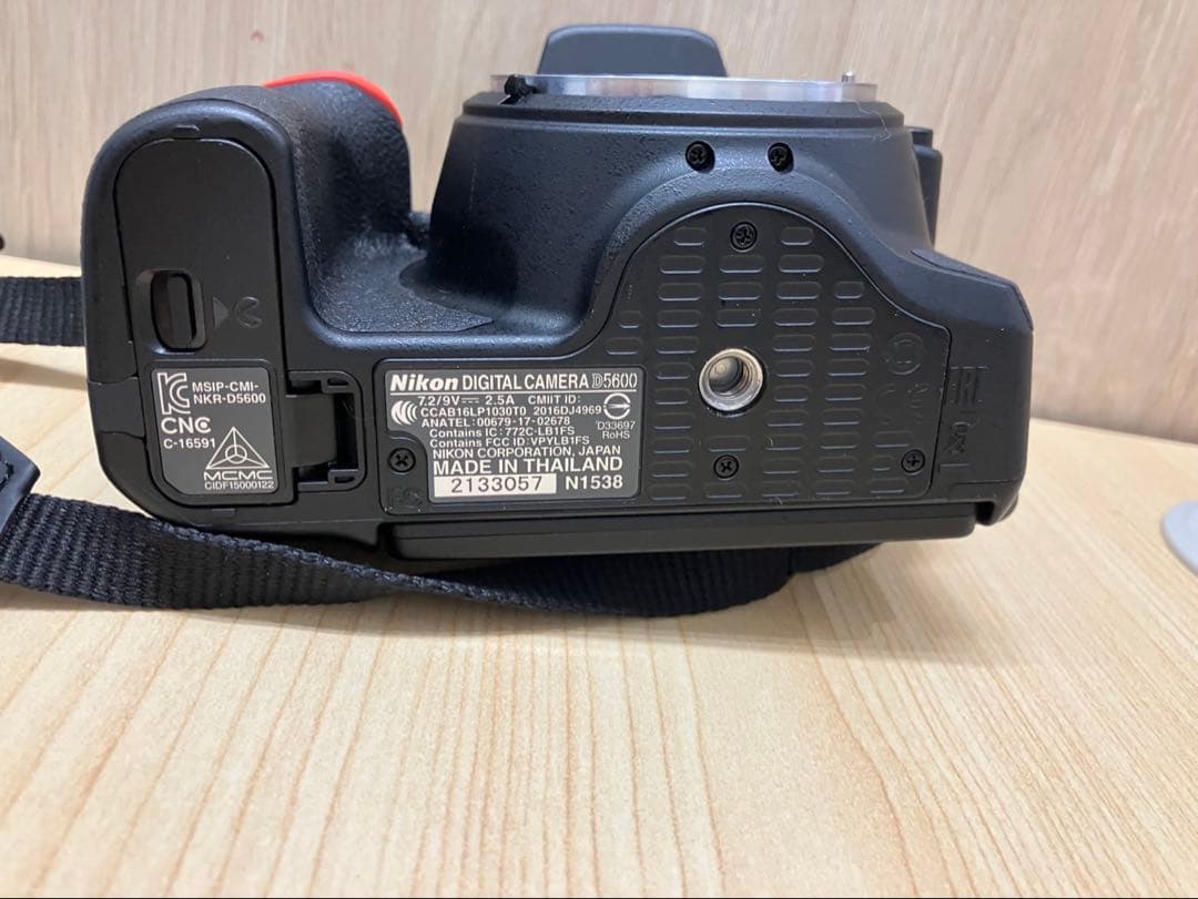 ゲリラセール　Nikon デジタル一眼レフカメラ D5600 ダブルズームキット
