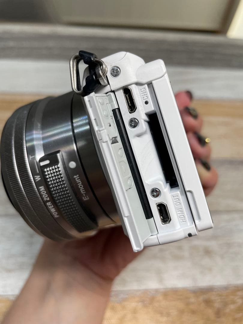 SONY ミラーレス一眼 a5100