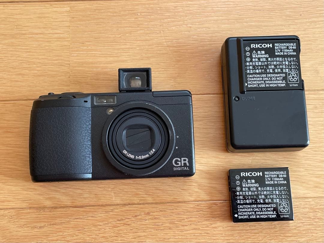 リコーGR DIGITAL コンパクトカメラ