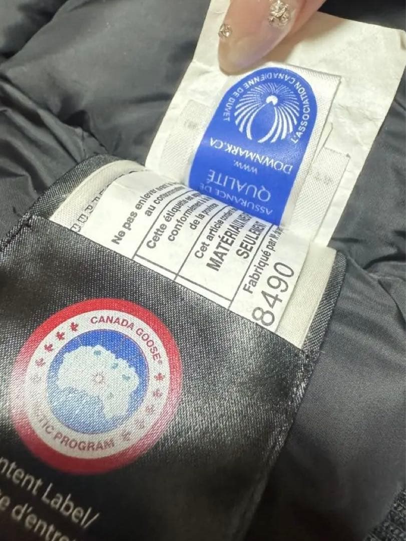   カナダグース ラブラドール ボンバー ダウン Ｍ