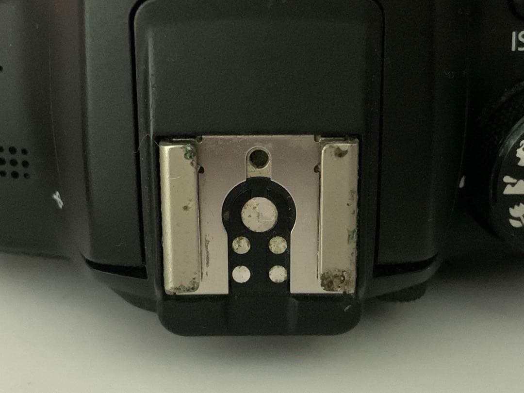 おでかけに最適な最軽量一眼レフ♪ Canon Kiss X7 写真も動画OK