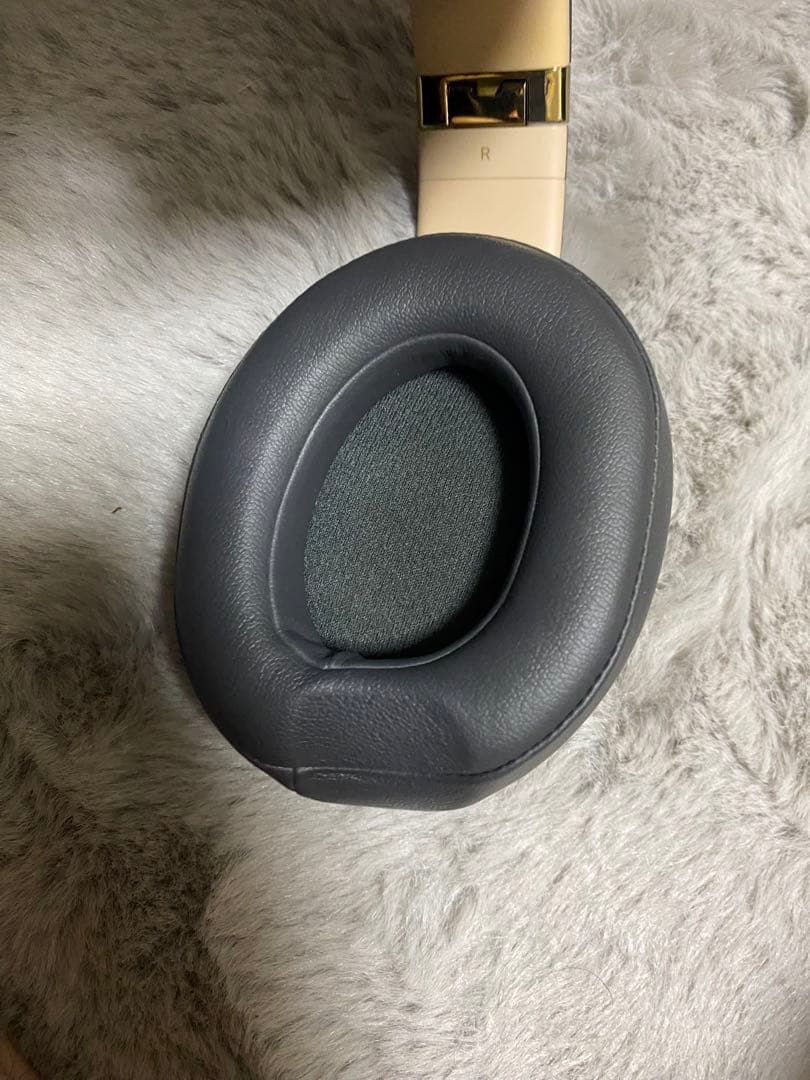 Beats Studio3 ブラック/ゴールド