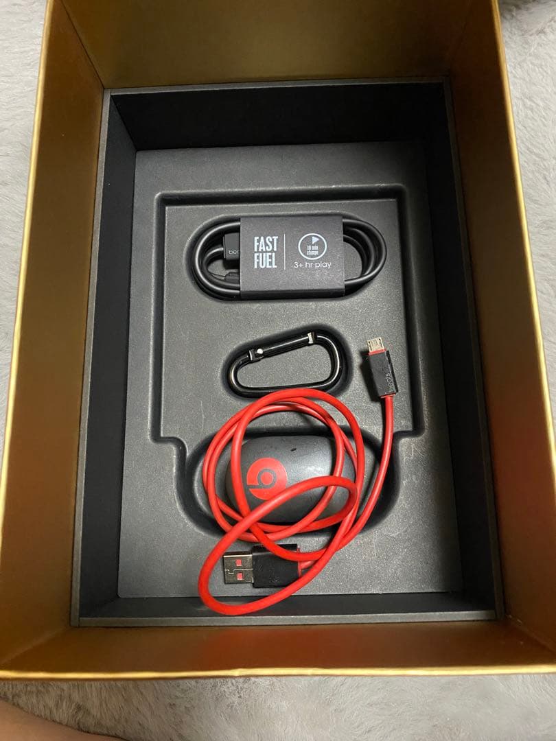 Beats Studio3 ブラック/ゴールド