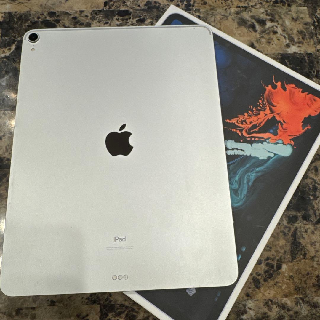 iPad Pro (12.9インチ) 第3世代 バッテリー88%