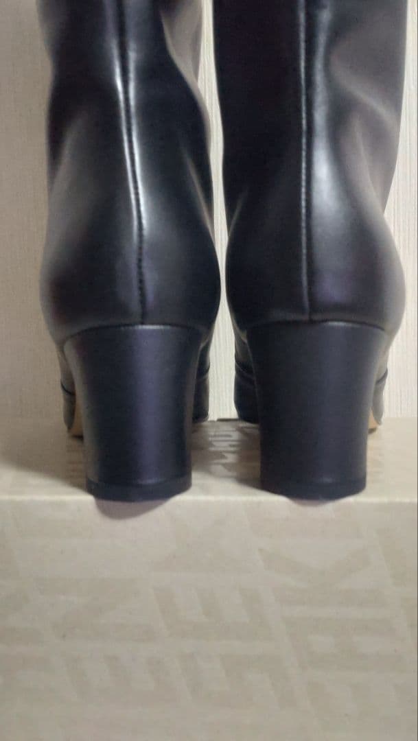 新品タグ付き，CORSO ROMA 9/コルソローマ９の5.5ロングブーツ，38