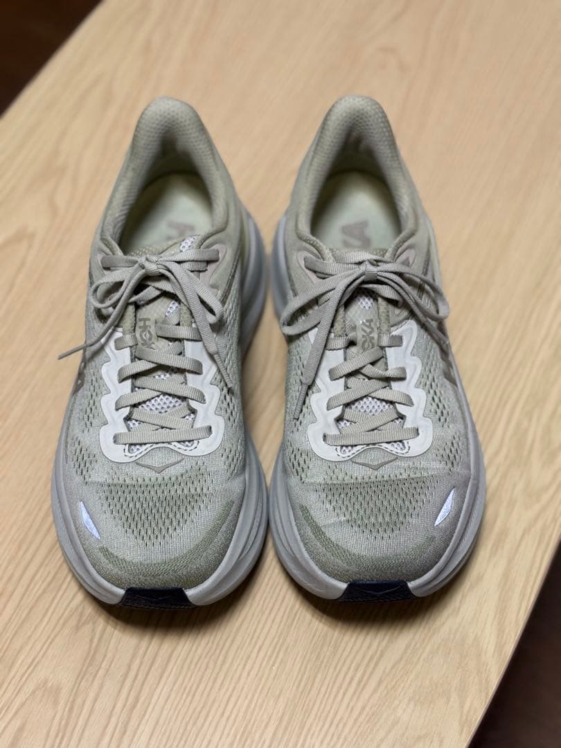 HOKA BONDI 9 グラスランド / オイスター マッシュルーム