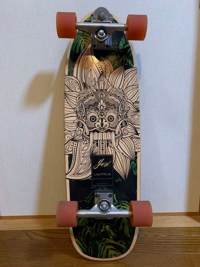 yow LAKEY PEAK サーフスケート　スケートボード