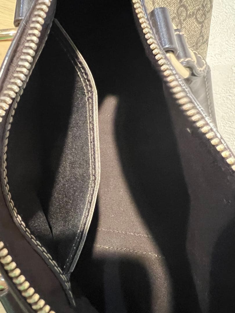 GUCCI GGプラス GGスプリーム ミニボストンバッグ パテント レザー