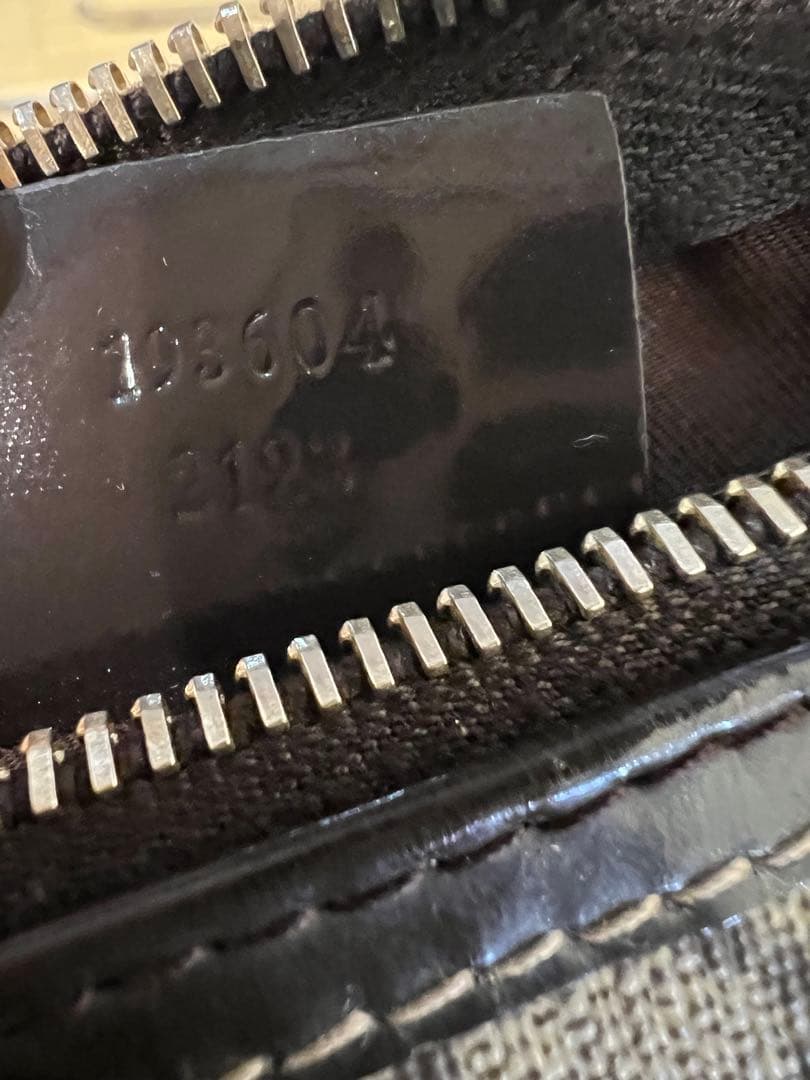 GUCCI GGプラス GGスプリーム ミニボストンバッグ パテント レザー