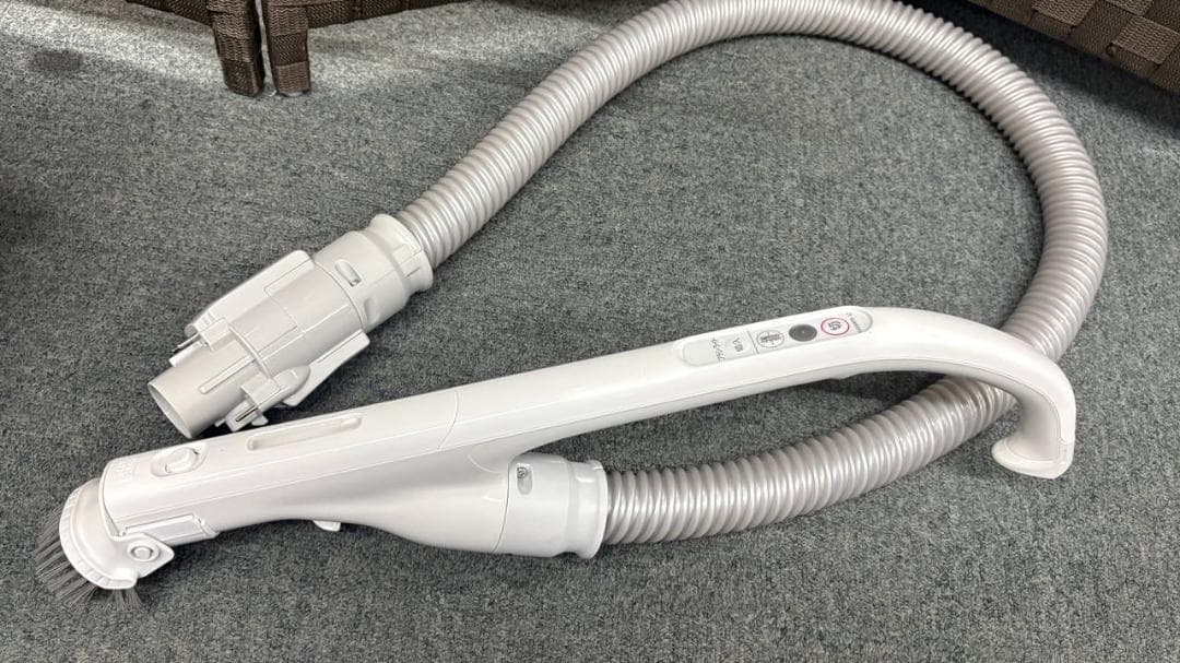 パナソニック軽量スリム掃除機MC-SJP860Kからまないブラシ 2023年製