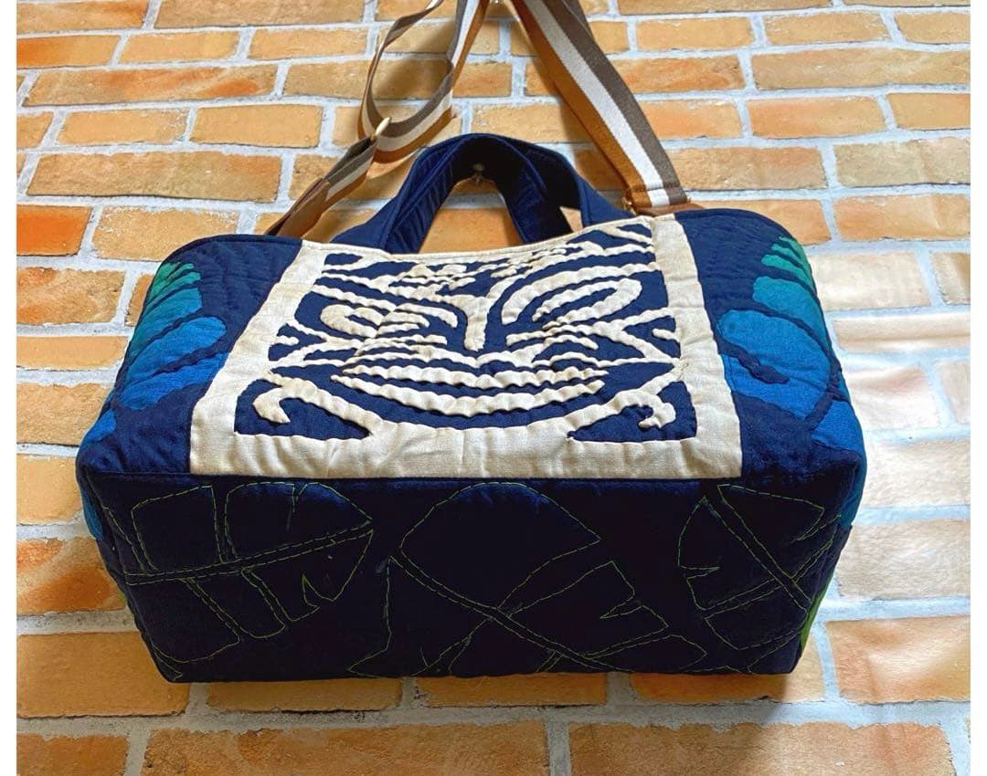 ハワイアンキルト2wayバッグ（ティキ）