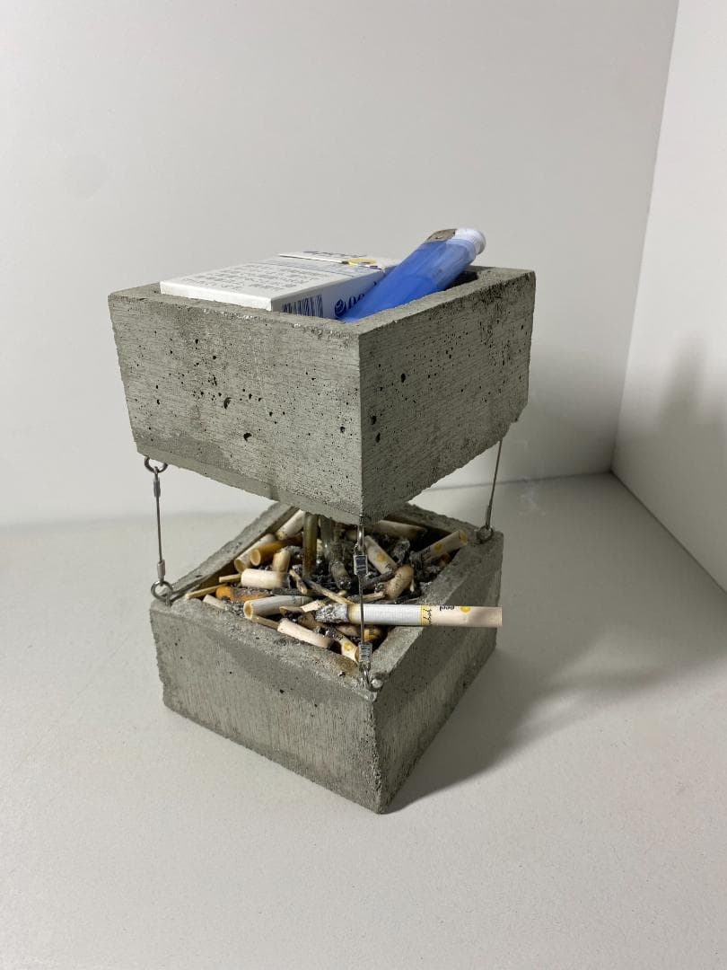 テンセグリティ 小物用オブジェ 灰皿｜コンクリート 一点もの