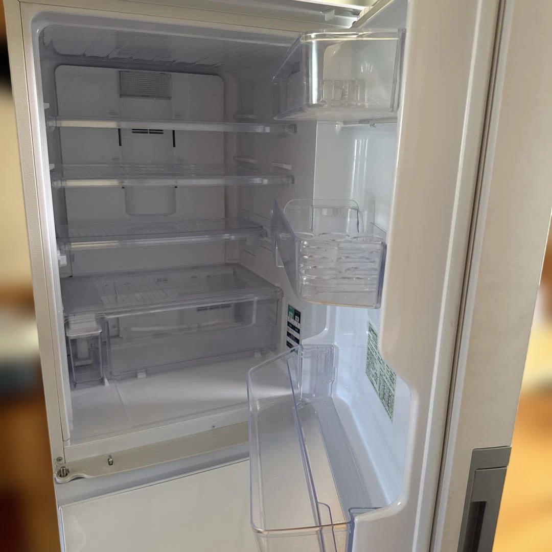 【送料込み】SHARP ノンフロン冷凍冷蔵庫 SJ-GW35F-W 2020年製