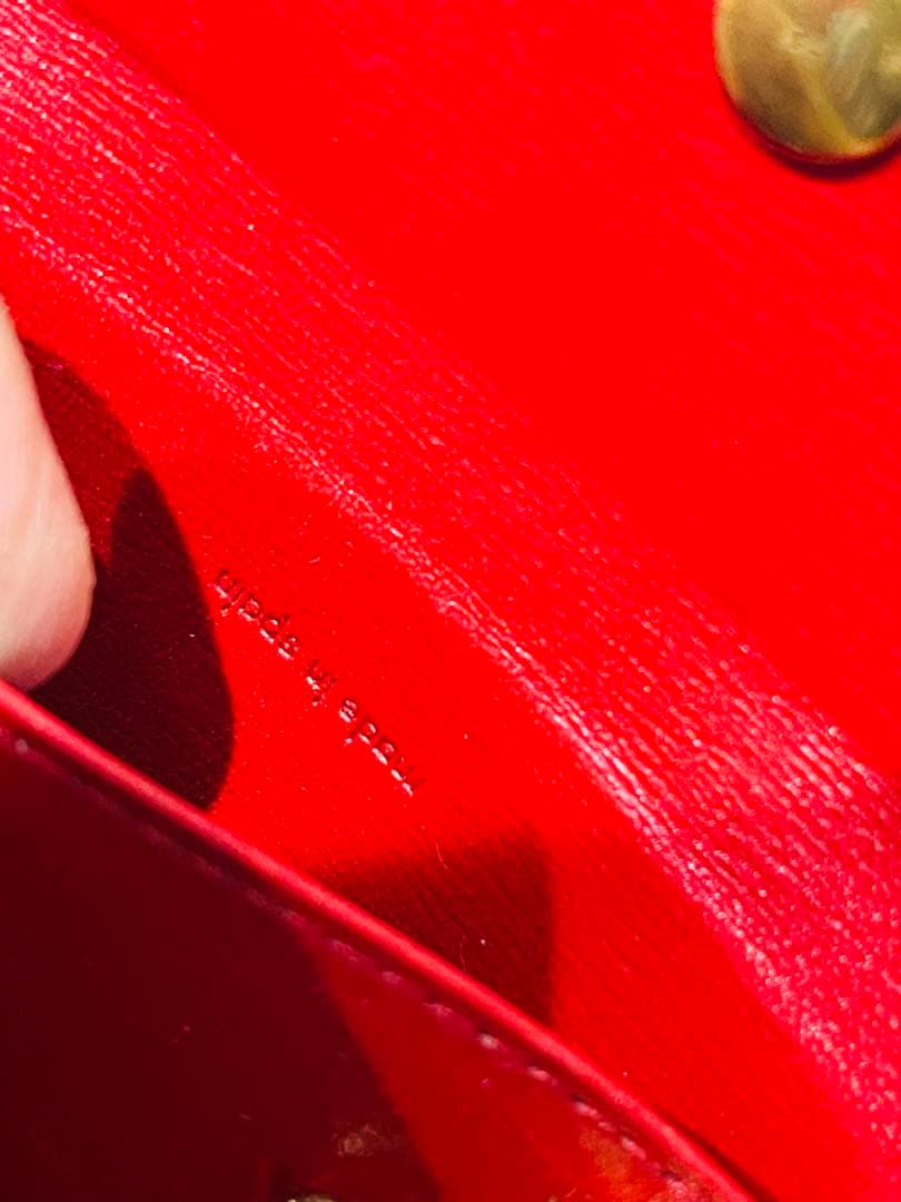 Louis Vuitton エピレザー 赤キーケース 保存袋付き