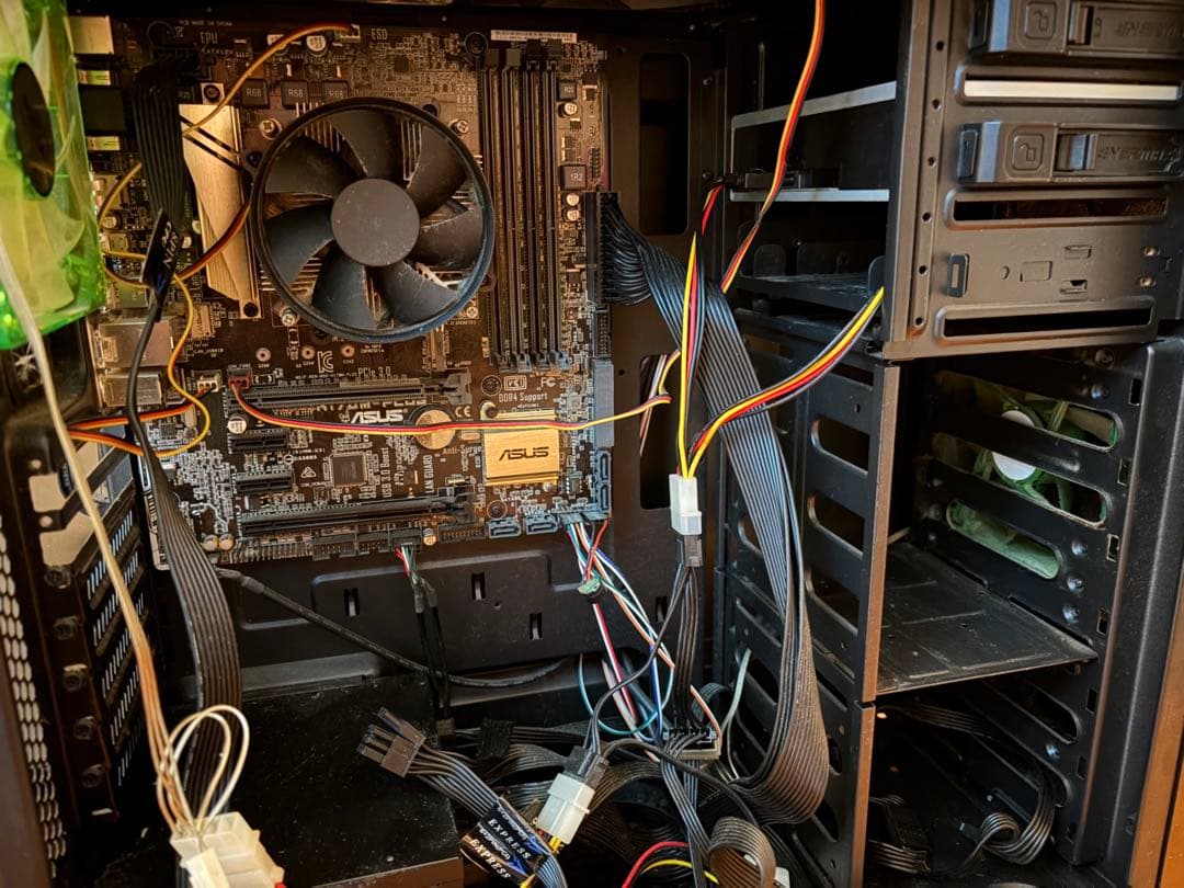 【ジャンク】デスクトップパソコン　i7-6700k RTX2070 8GB