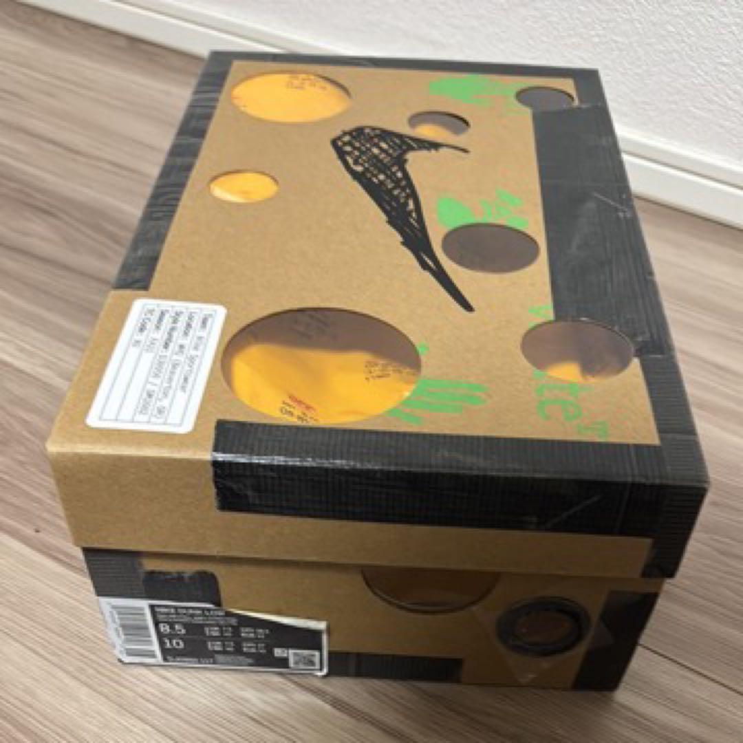 Off-White × Nike Dunk Low