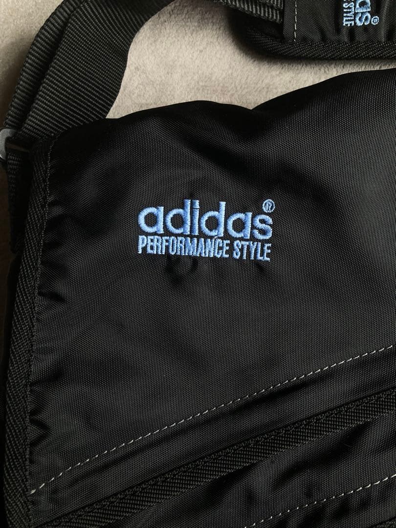 バッグ 80s adidas vintage sling messenger bag
