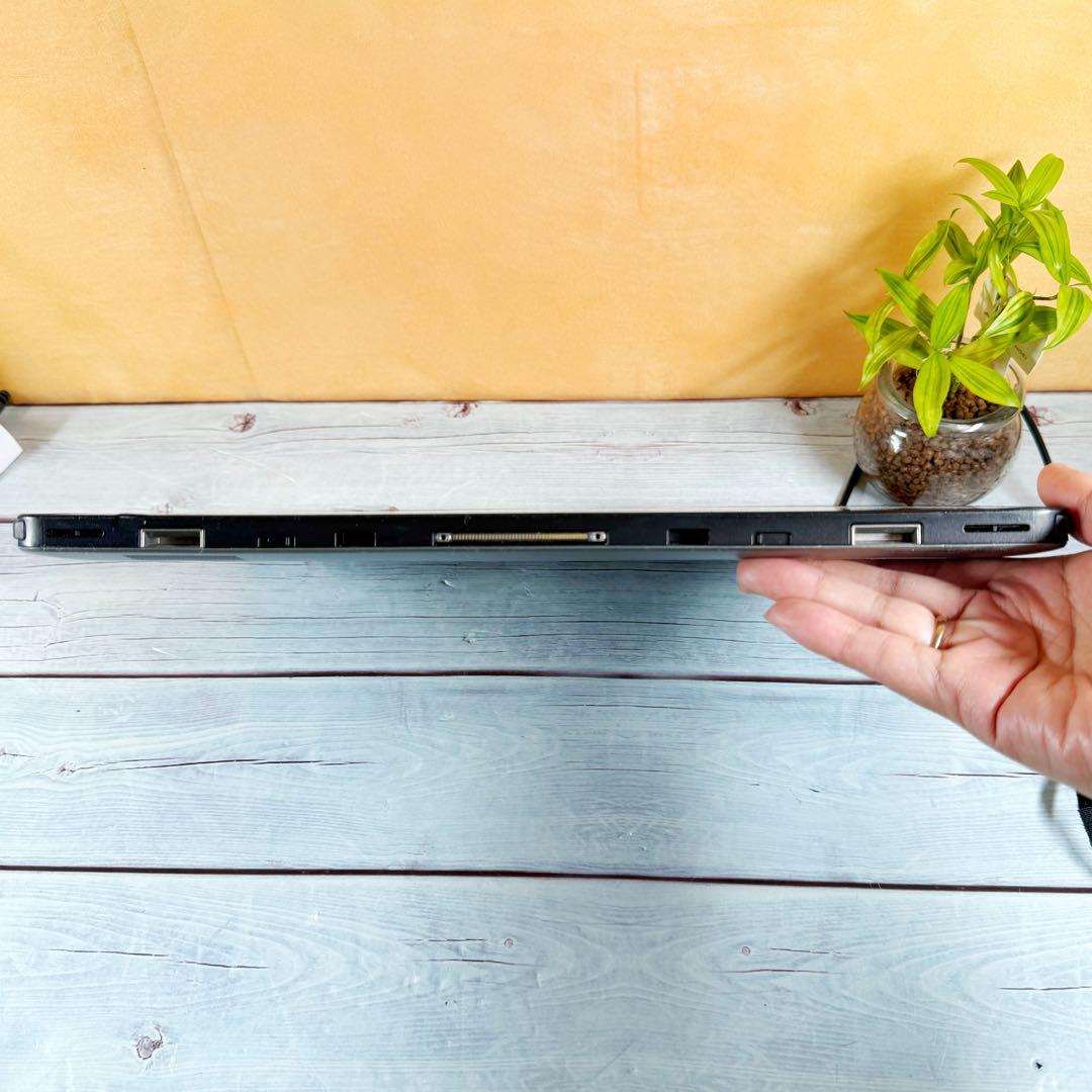 すぐ使える❣️Windowsタブレット‼️第6世代Corei5✨Wカメラ✨SSD