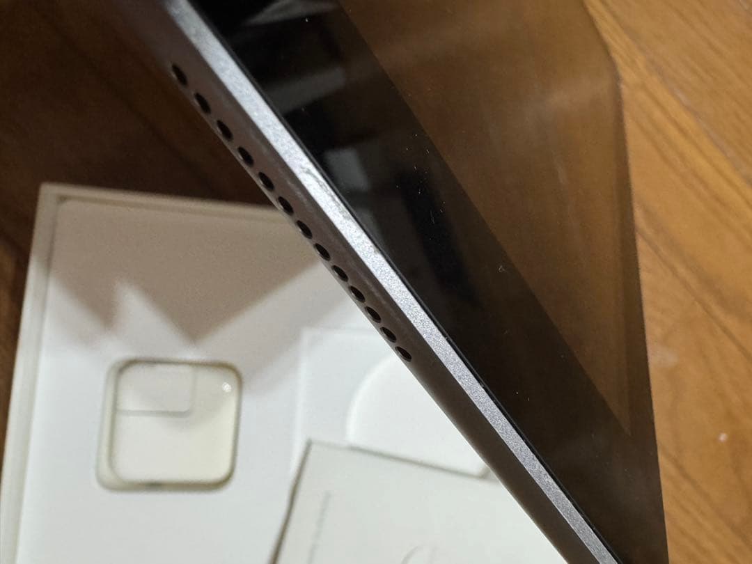 iPad 第5世代 Wi-Fi+Cellular 32GB