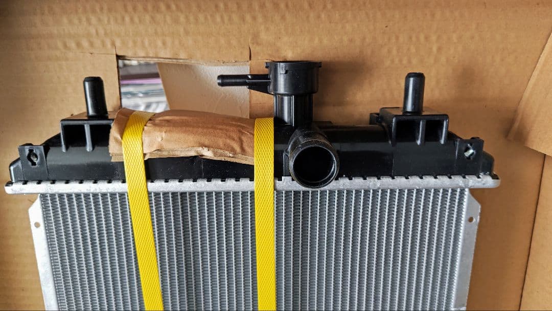 bB QNC21 KOYO製新品社外純正ラジエーター